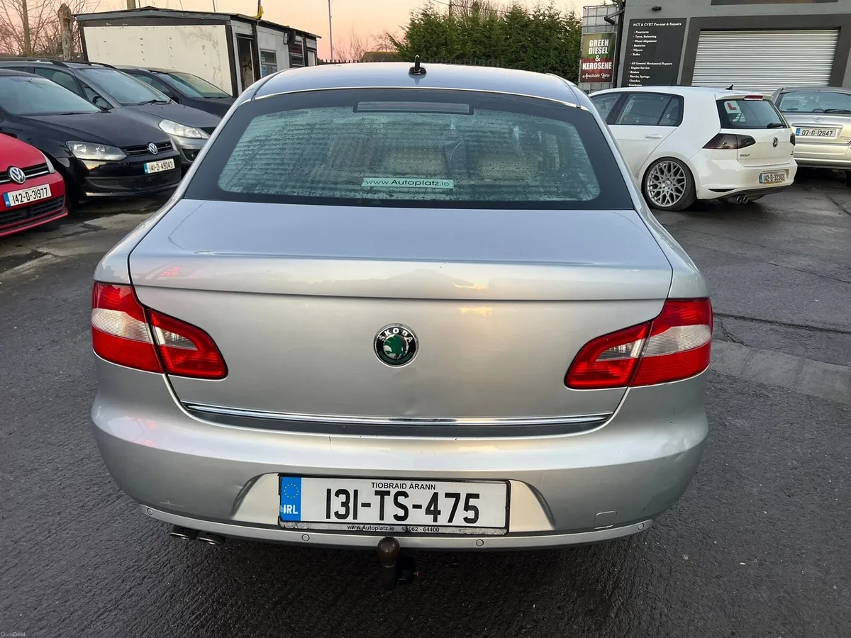 SKODA SUPERB AUTOMATIC 170HP ELEGANCE 2.0 DIESEL - Image 4