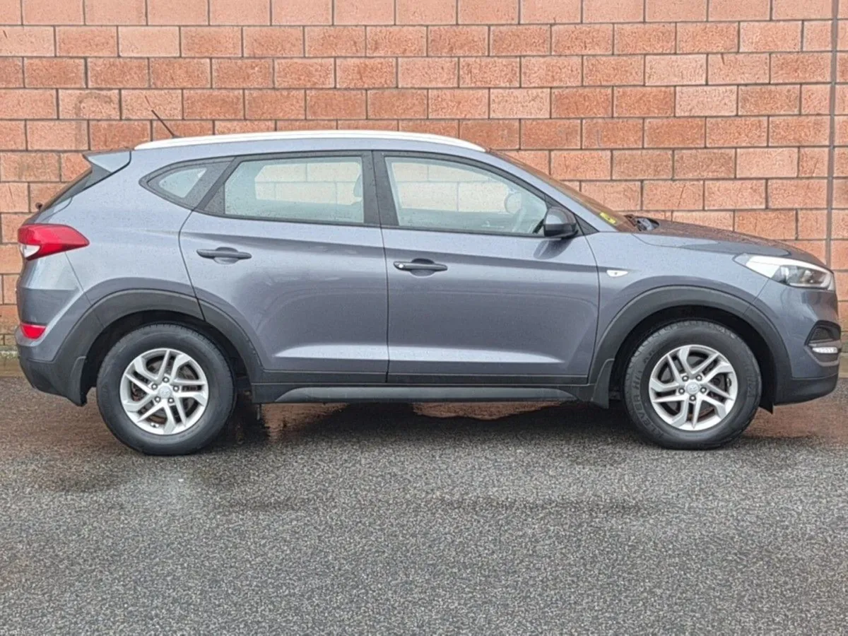 Hyundai Tucson Comfort 1.7 Diesel. - Image 4
