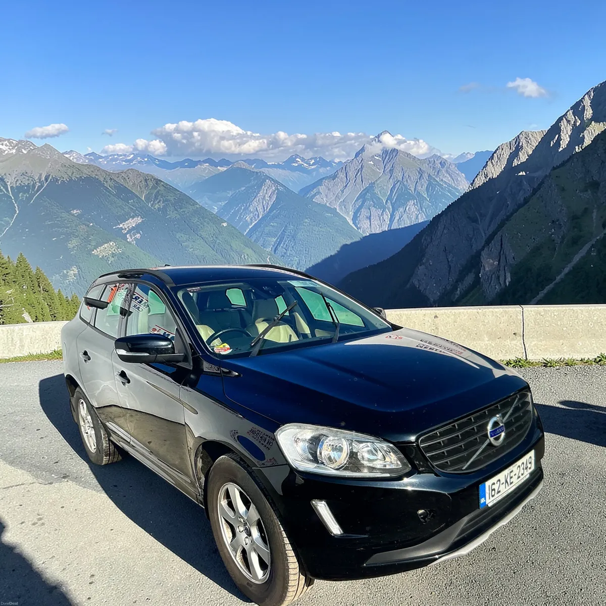 2016 Volvo XC60 D3 (150hp) FWD ES - Image 2