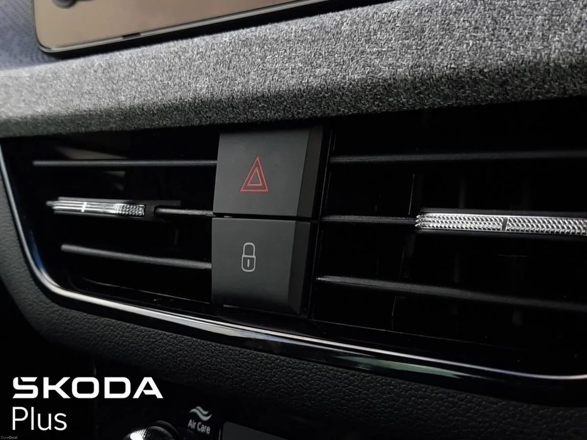 Skoda Kamiq **HEATED SEATS**SPORT MODE**KAMIQ SEL - Image 4