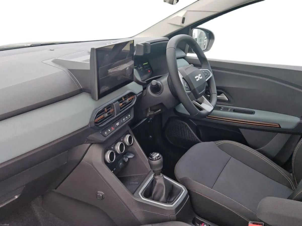 Dacia Sandero Stepway STEPWAY Extreme TCe 110 E06X - Image 4