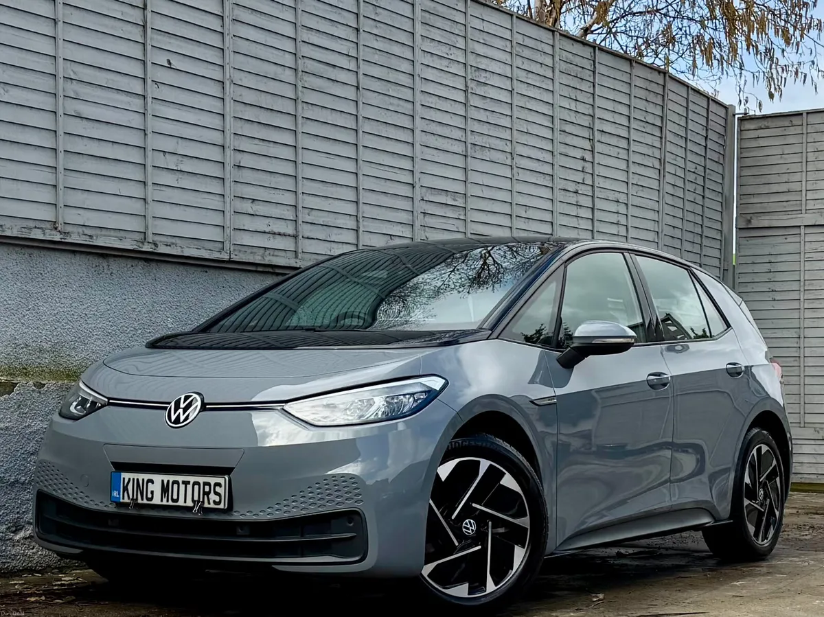 Volkswagen ID.3 2022 LIFE PRO PERFORMANCE / ALLOYS - Image 4