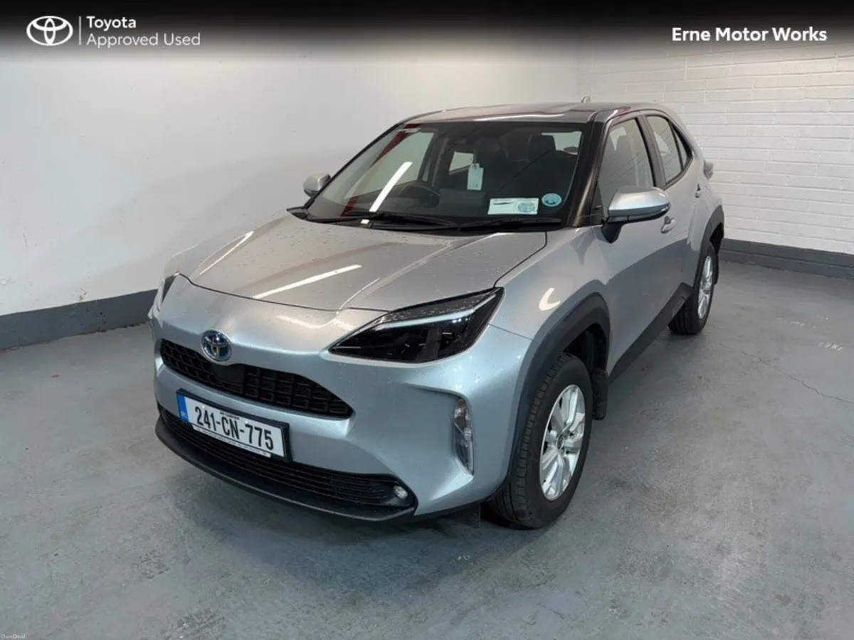 Toyota Yaris Cross YARIS CROSS LUNA - Image 1