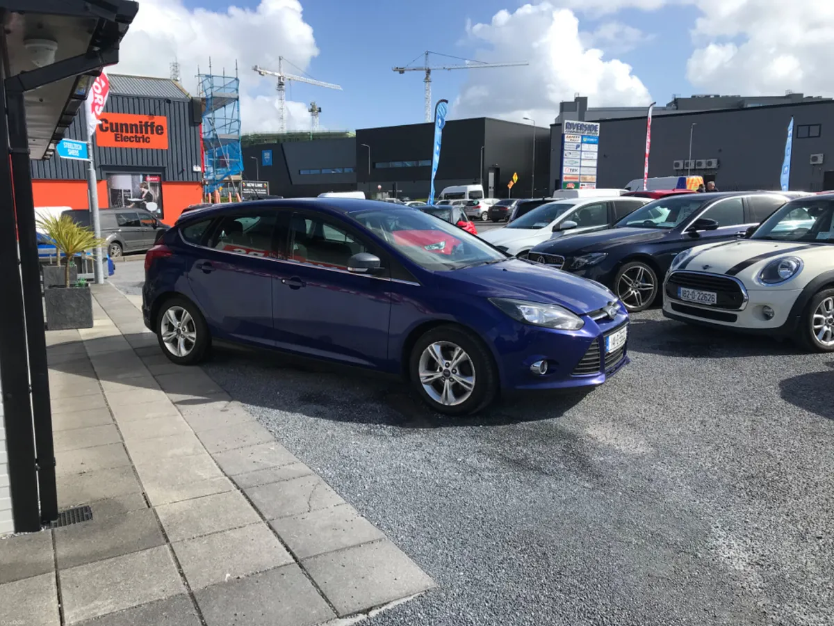 2014 Ford Focus 1.6 TDCI ZETEC ECONETIC 105PS 5DR - Image 3
