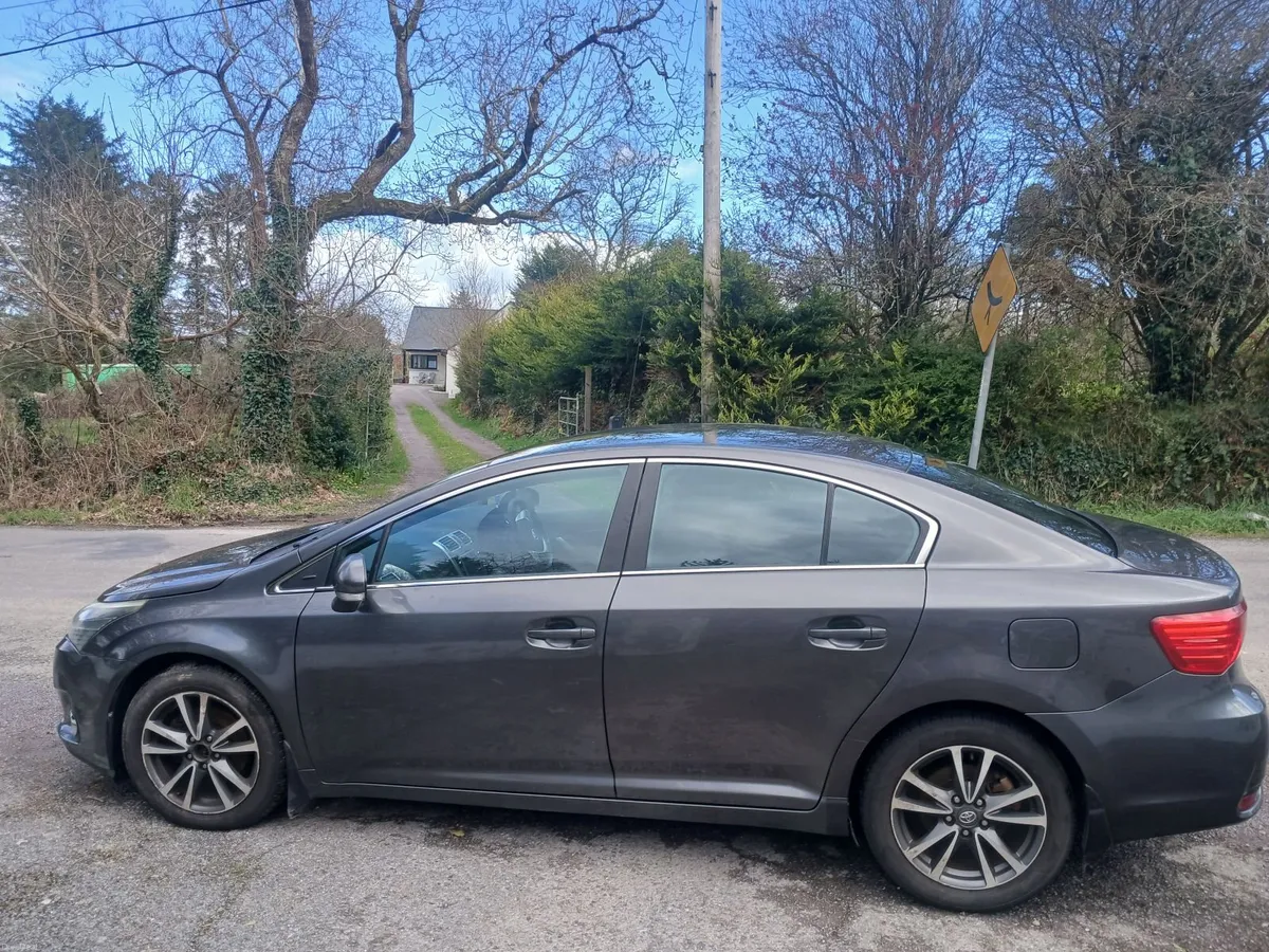 Toyota Avensis 2012 - Image 3