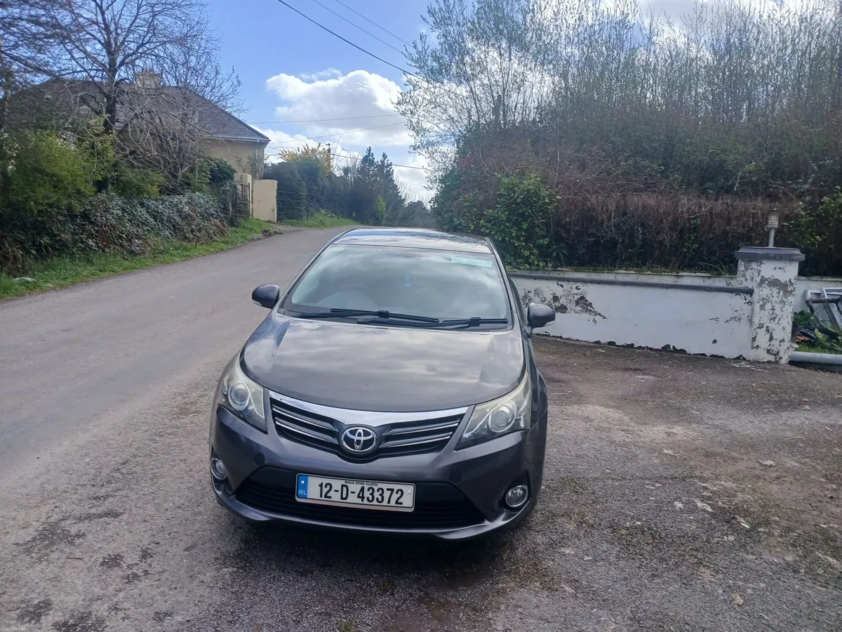 Toyota Avensis 2012 - Image 4