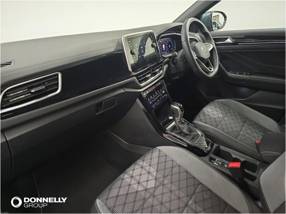 Volkswagen T-roc Hatchback R-Line - Image 2