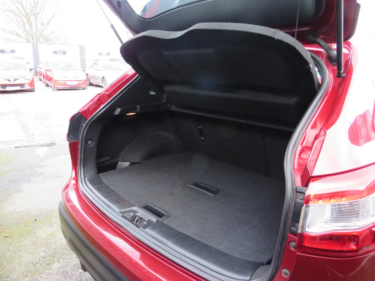 Nissan Qashqai 2014 5DR DIESEL JEEP - Image 2