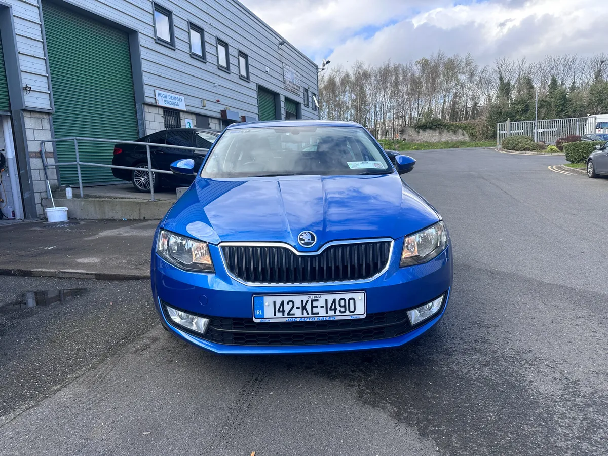 Skoda Octavia 1.2TSI Elegance Automatic, 2014 - Image 3