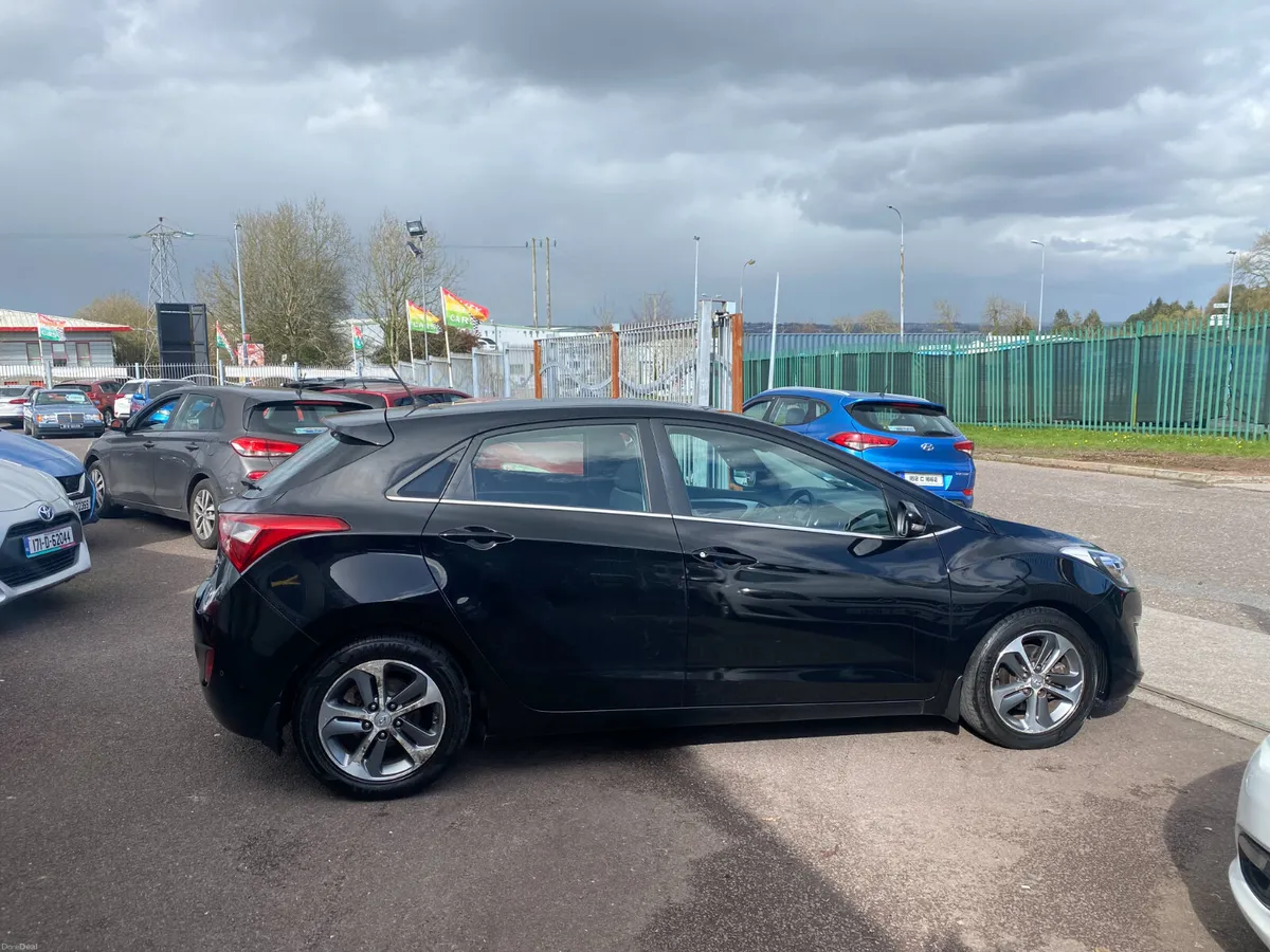 Hyundai i30 2016 ONLY 87KLMS - Image 4