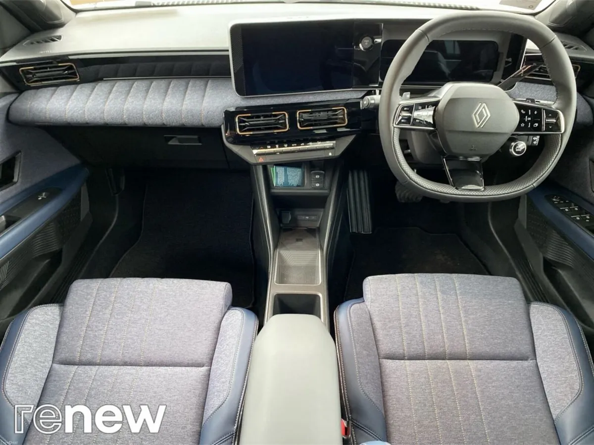 Renault 4 techno 52kWh 150hp - Image 4