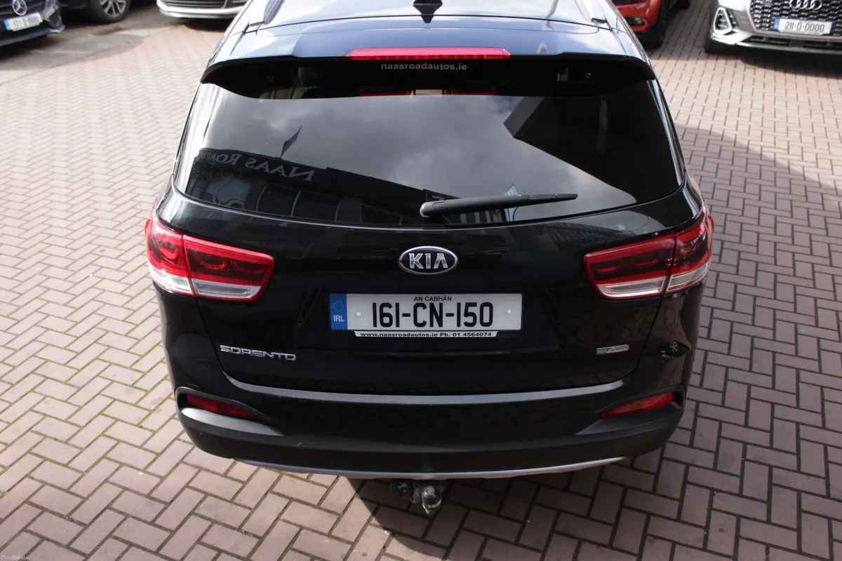 4X4 PLATINUM ALL WHEEL DRIVE 7 SEATER 4X4 - Image 5
