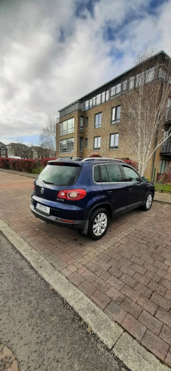 2009 VOLKSWAGEN TIGUAN 2.0TDI 4WD - Image 2