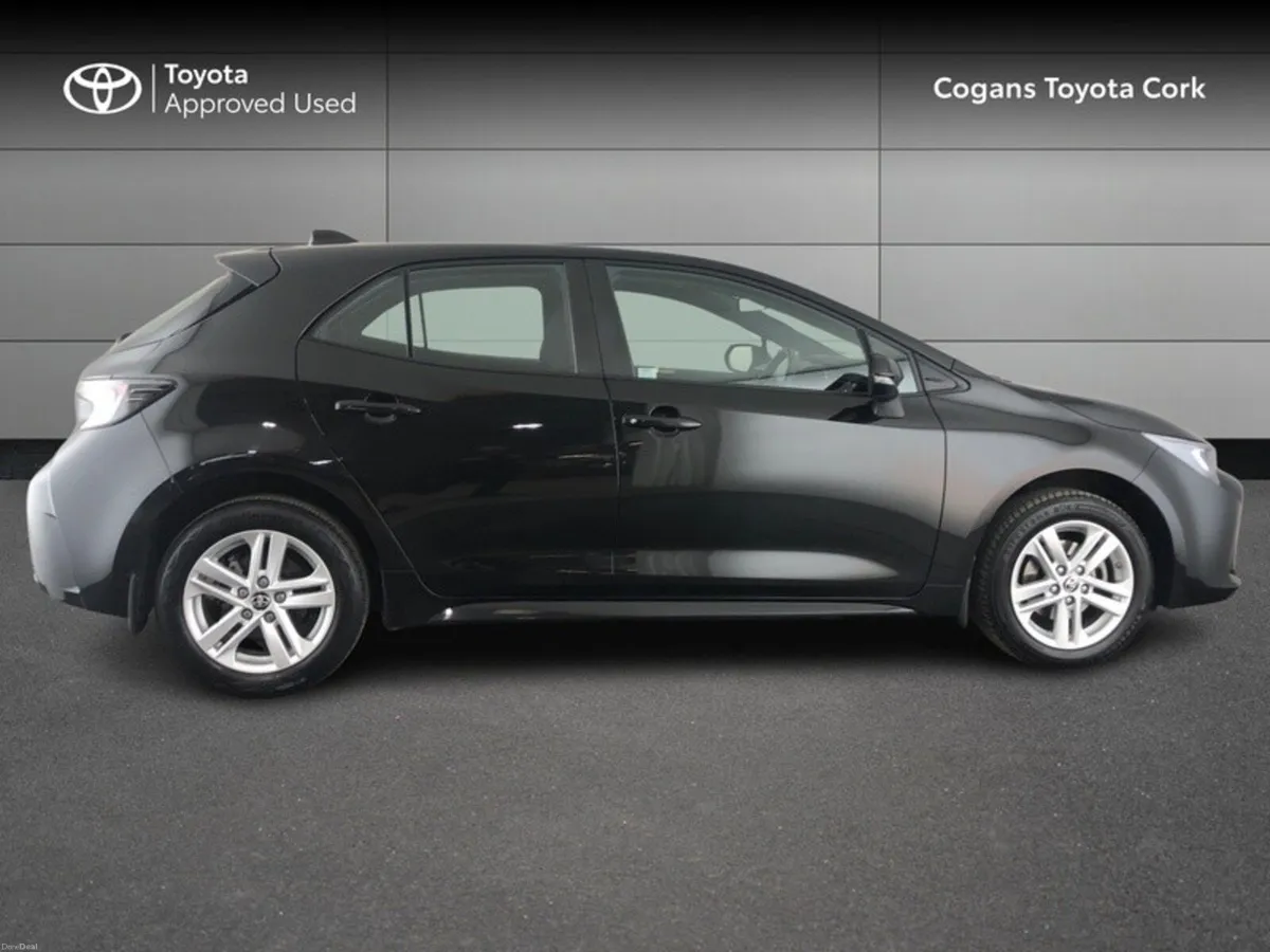 Toyota Corolla LUNA H/B 4DR AUTO - Image 3