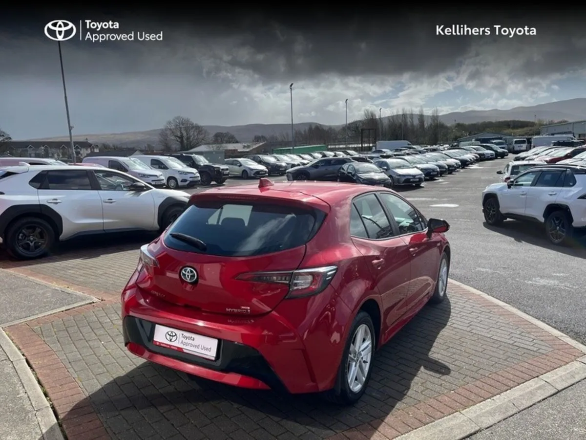 Toyota Corolla COROLLA HYBRID LUNA H/B - Image 2