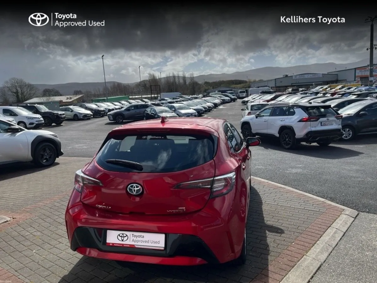 Toyota Corolla COROLLA HYBRID LUNA H/B - Image 4