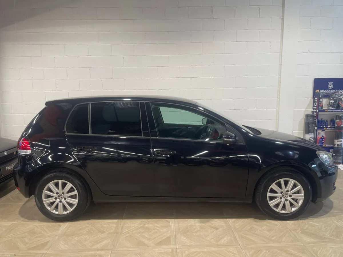 Volkswagen Golf 2012 1.2L Petrol Automatic - Image 3