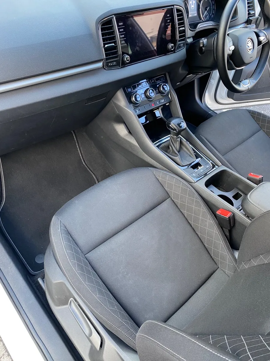 Skoda Karoq 2021 - Image 6
