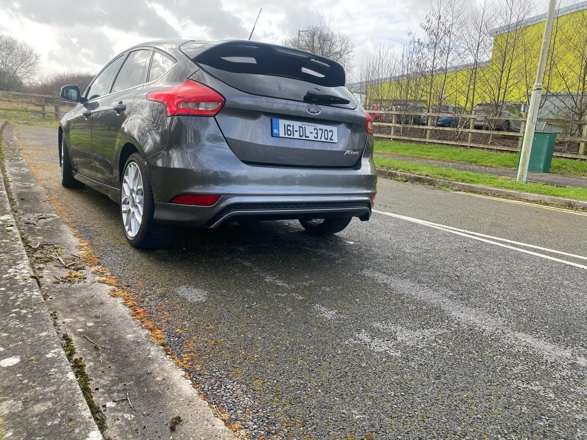 FORD FOCUS ZETEC S 120 BHP - Image 4