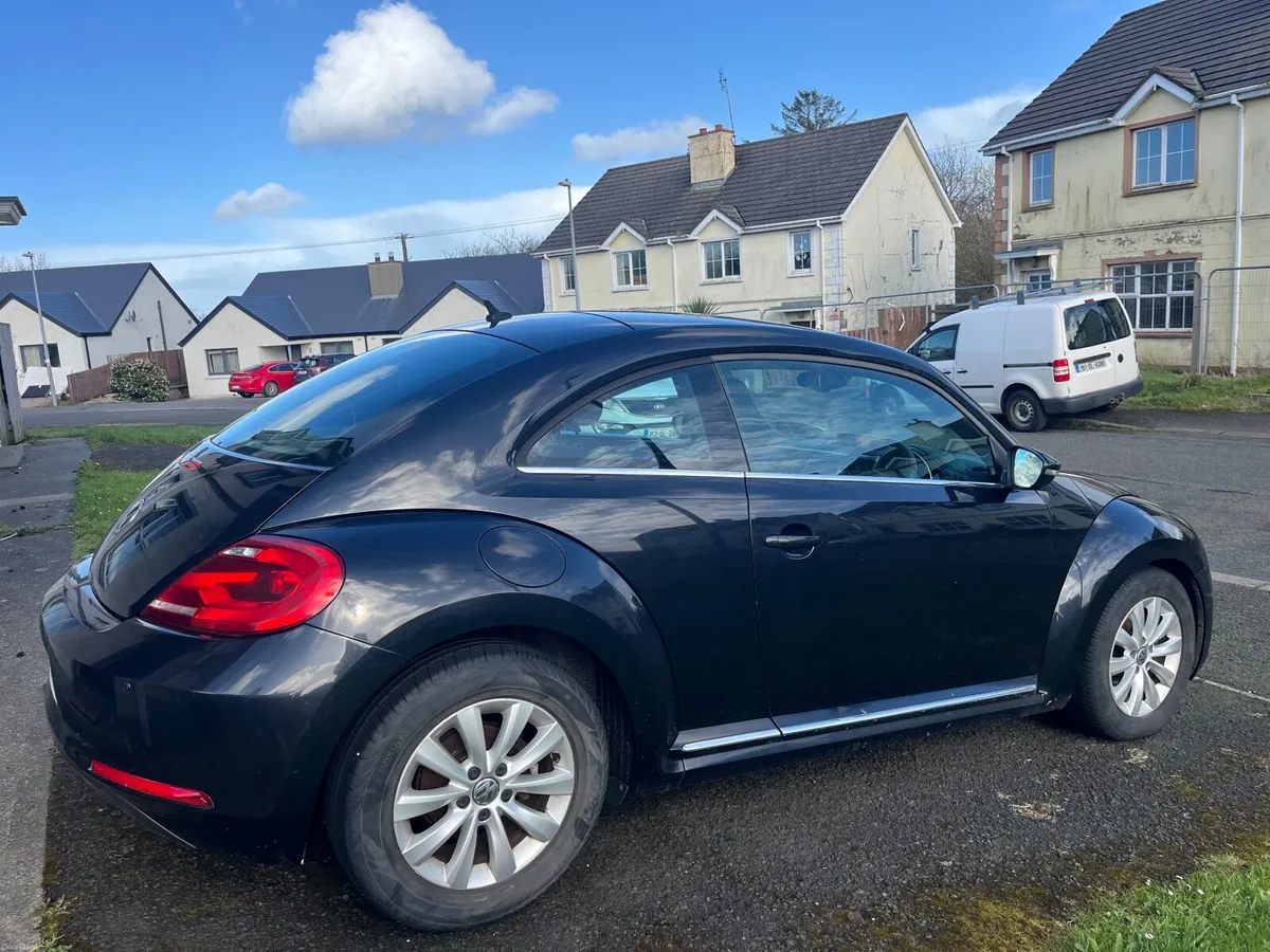 Volkswagen Beetle 2013 - Image 4