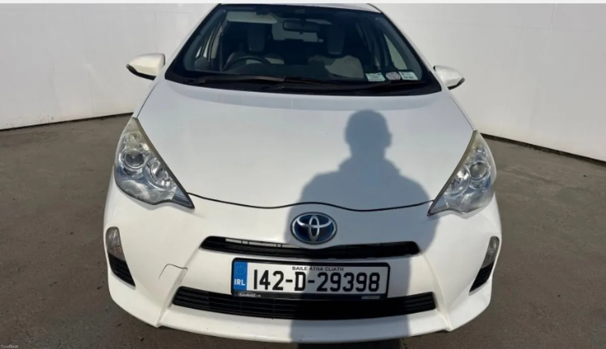 2014 Toyota Aqua - Image 3