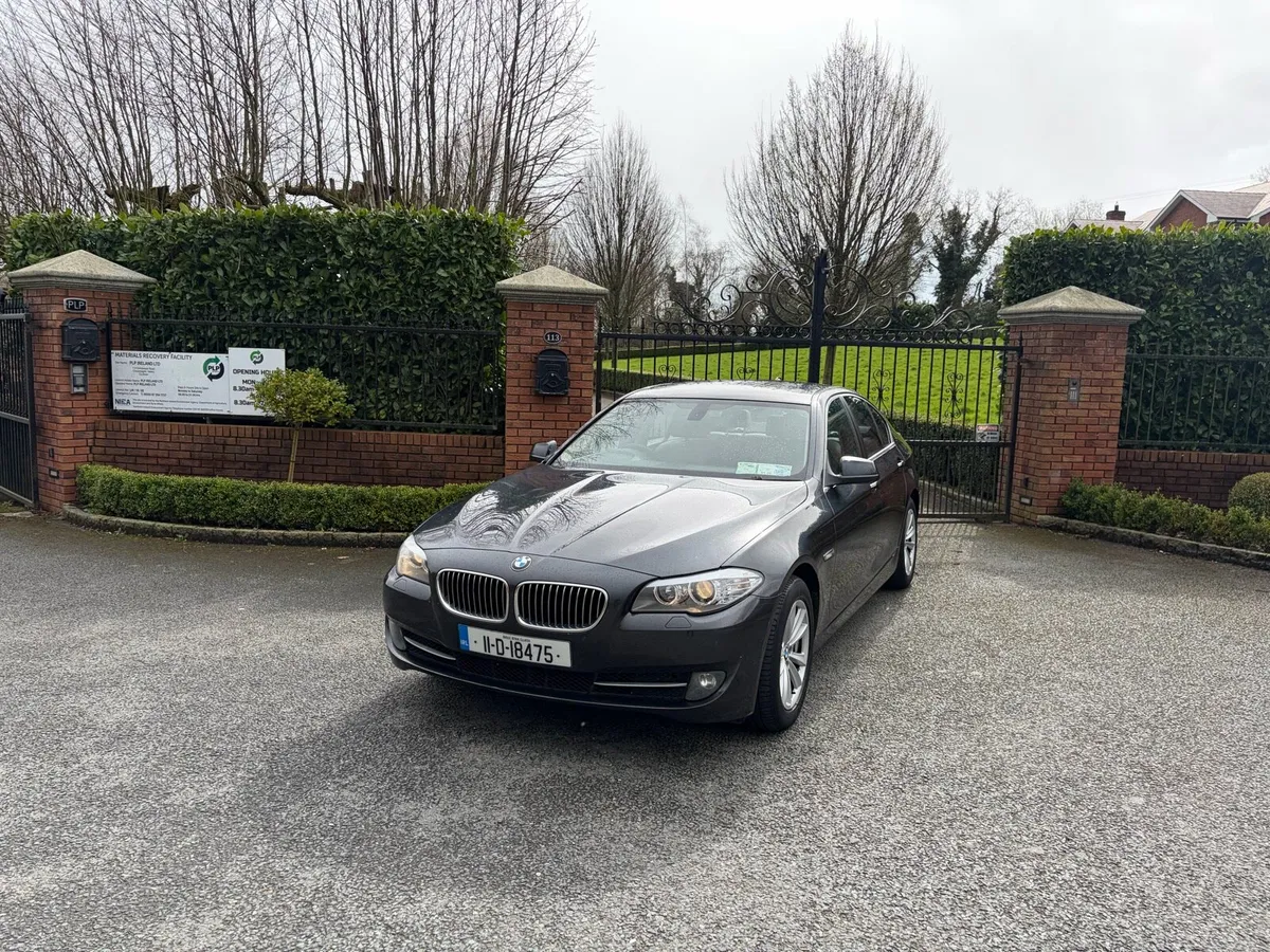Bmw F10 2011 automatic - Image 1