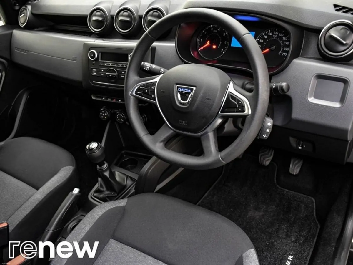 Dacia Duster Essential Blue dCi 115 RE - Image 6