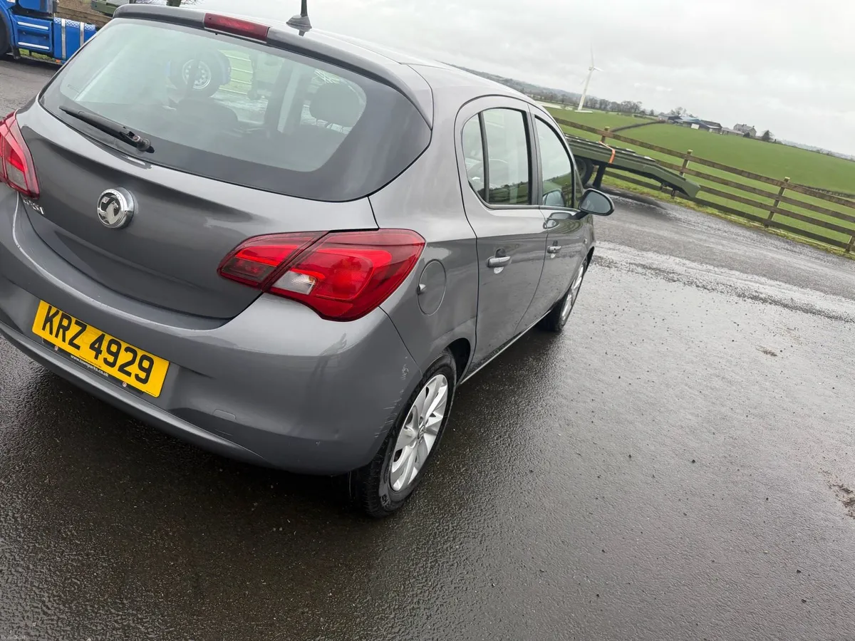 Vauxhall corsa slight damage - Image 4