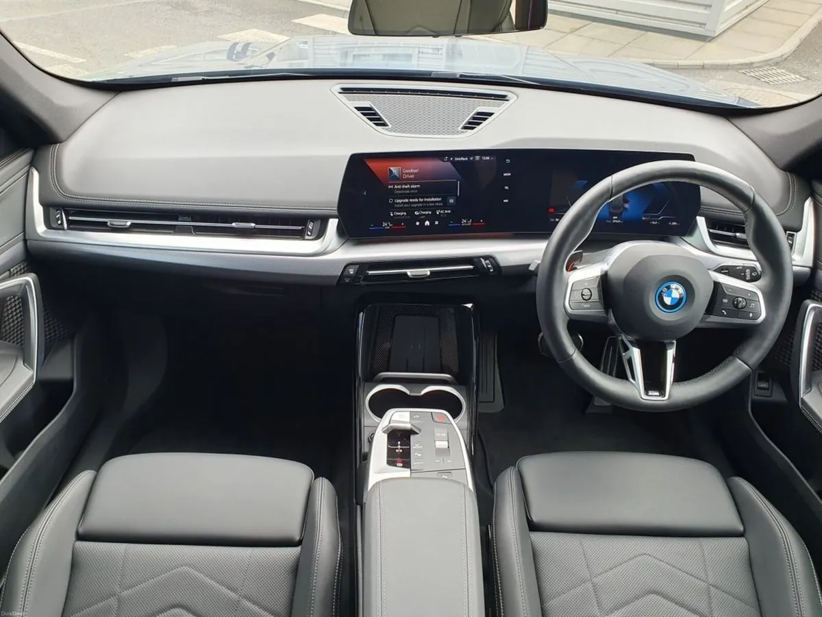 BMW iX1 eDrive20 M Sport - Image 4