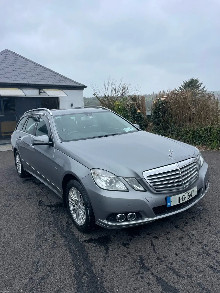 Mercedes Benz E220 D Estate - Image 4