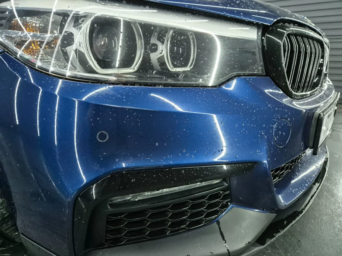 BMW 5-Series 2017 - Image 3