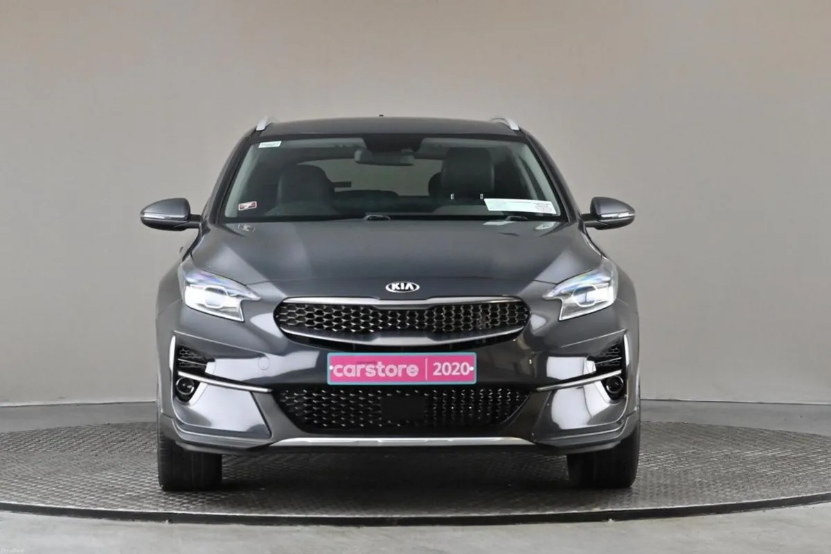Kia XCeed 1.6 CRDI KR 6SPD **HALF LEATHER** - Image 2