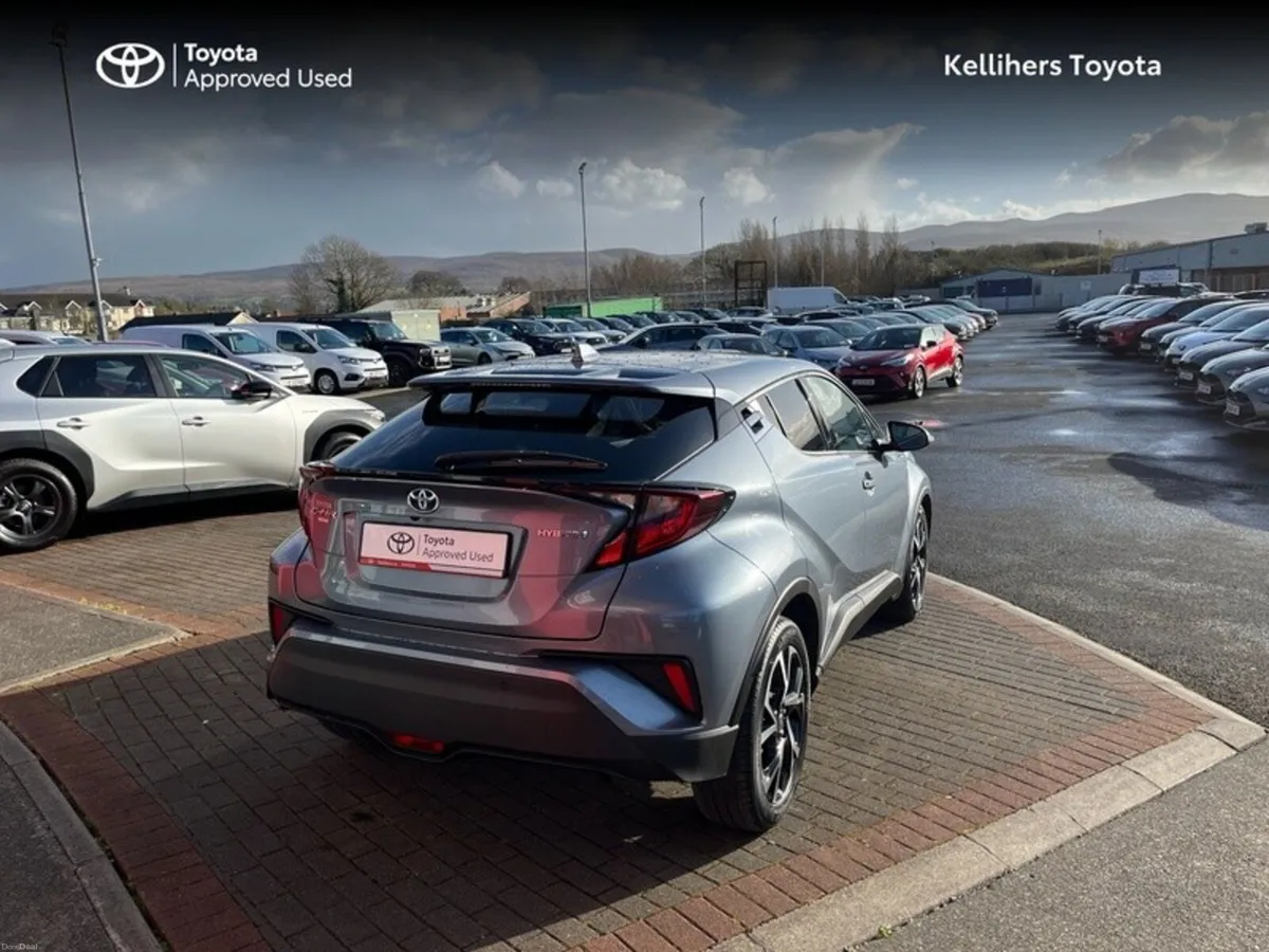 Toyota C-HR 1.8 HYBRID SPORT 4DR AUTO - Image 2