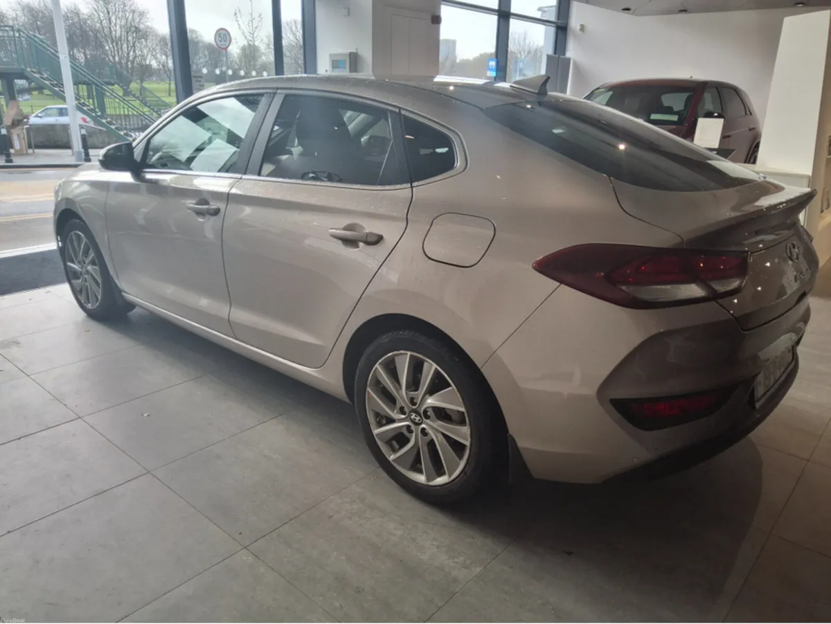 Hyundai i30 FASTBACK - Only 48,000 Km - NCT Jan 20 - Image 2
