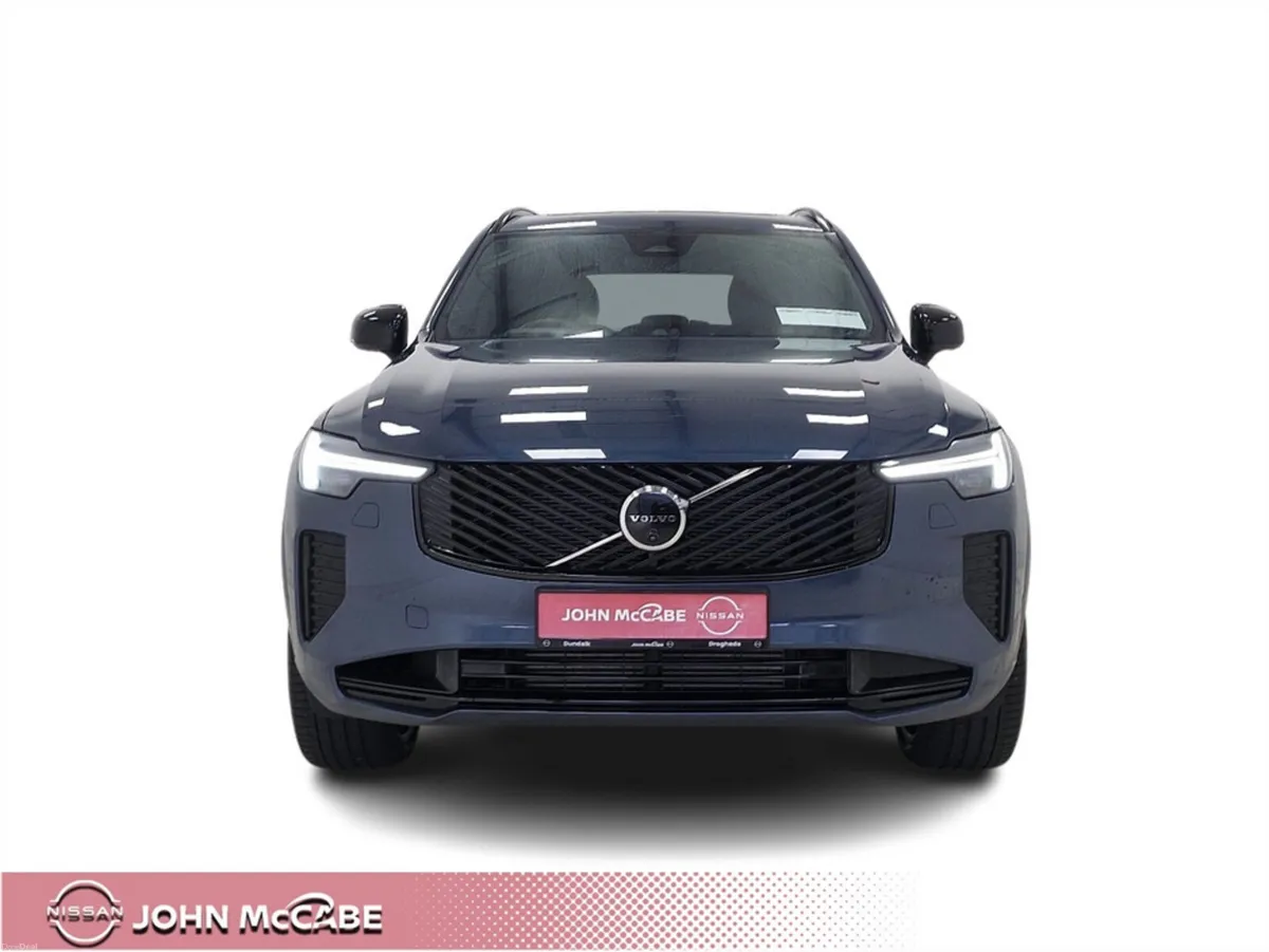 Volvo XC90 *NEW MODEL* T8 ULTRA DARK PHEV AWD 7 SE - Image 4