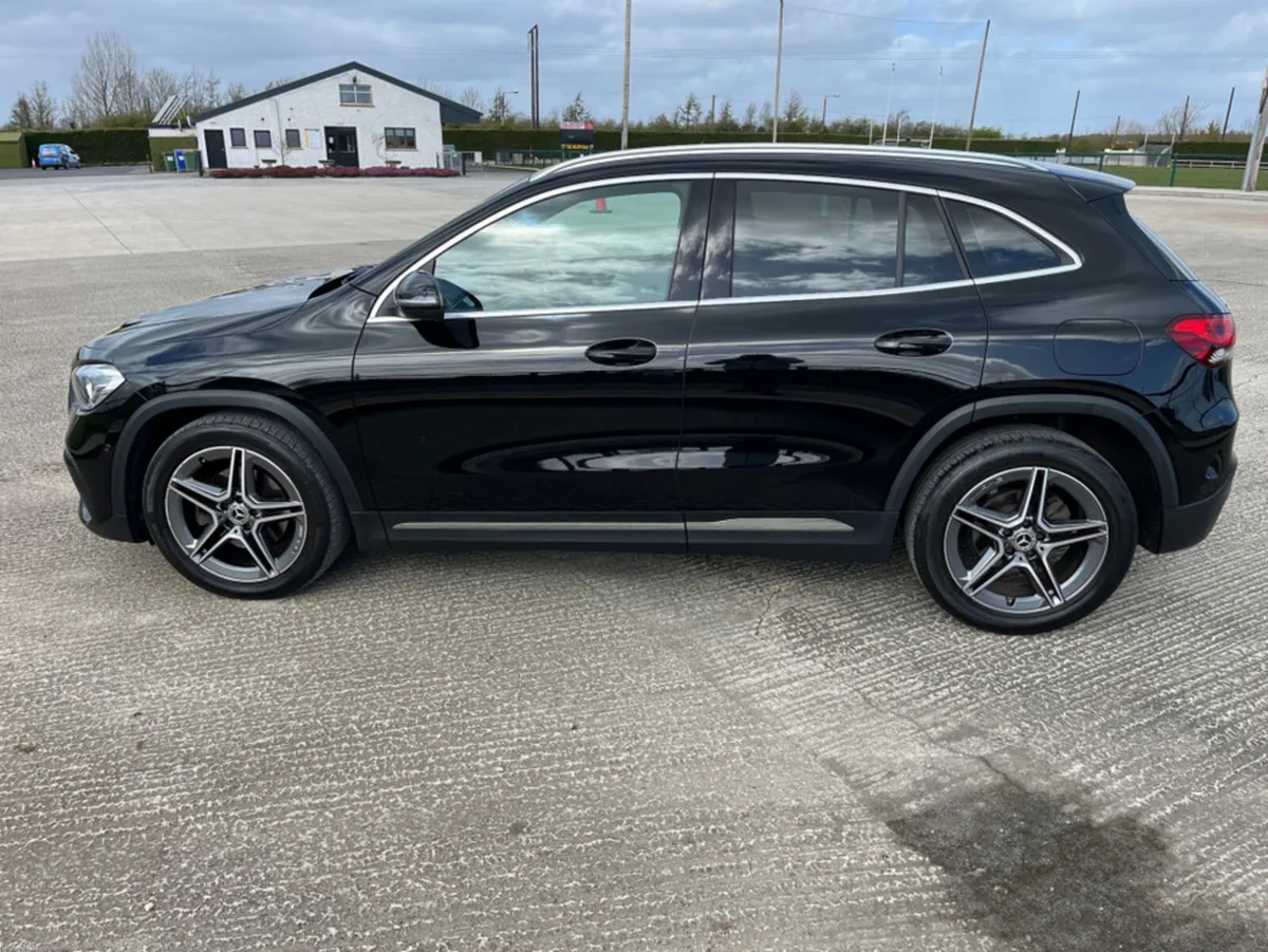 Mercedes-Benz GLA 200 D 5DR AUTO AMG - Image 4