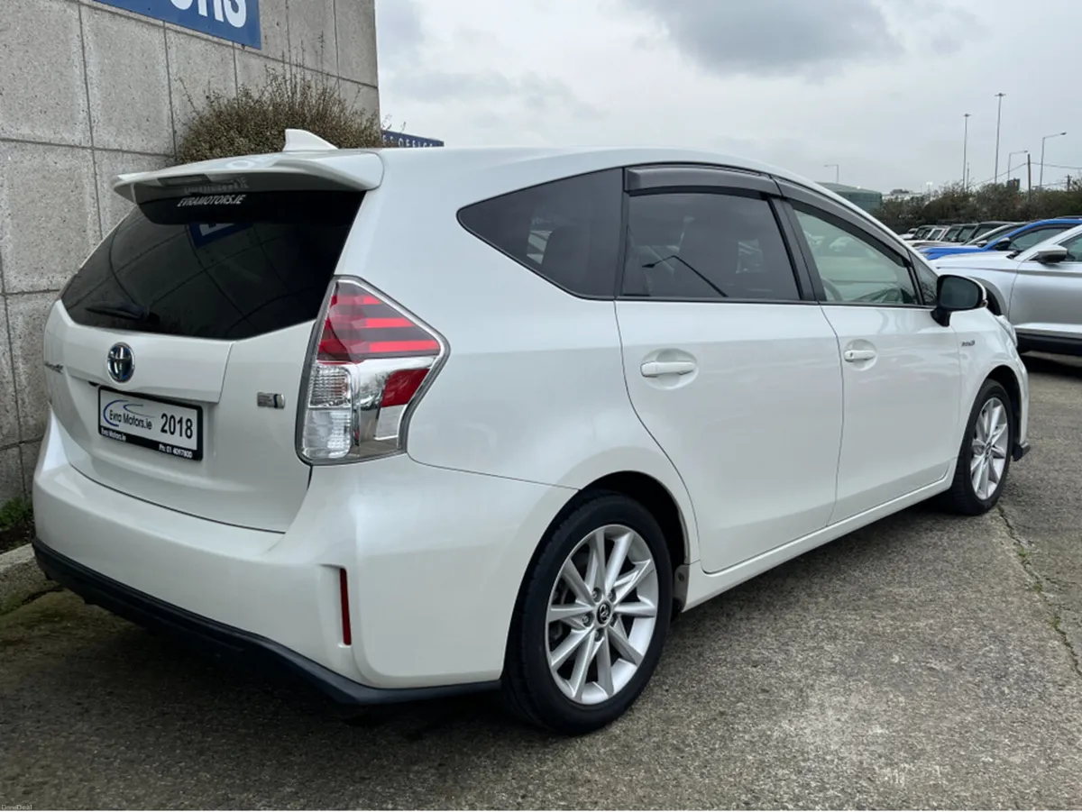 Toyota Prius 7 SEATER AUTOMATIC HYBRID 1.8 PETROL - Image 4