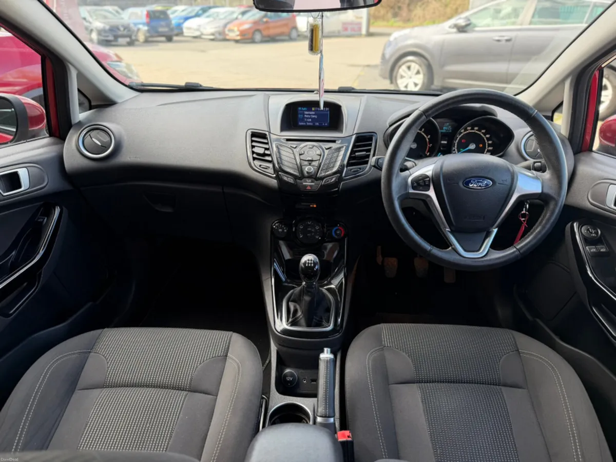 Ford Fiesta TITANIUM 1.25 5DR - LOW KMS - Image 4