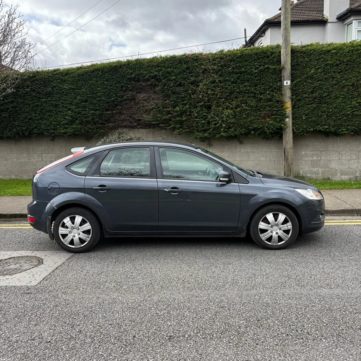 FORD FOCUS BRAND NEW NCT 04/27 TAX 10/26 - Image 3