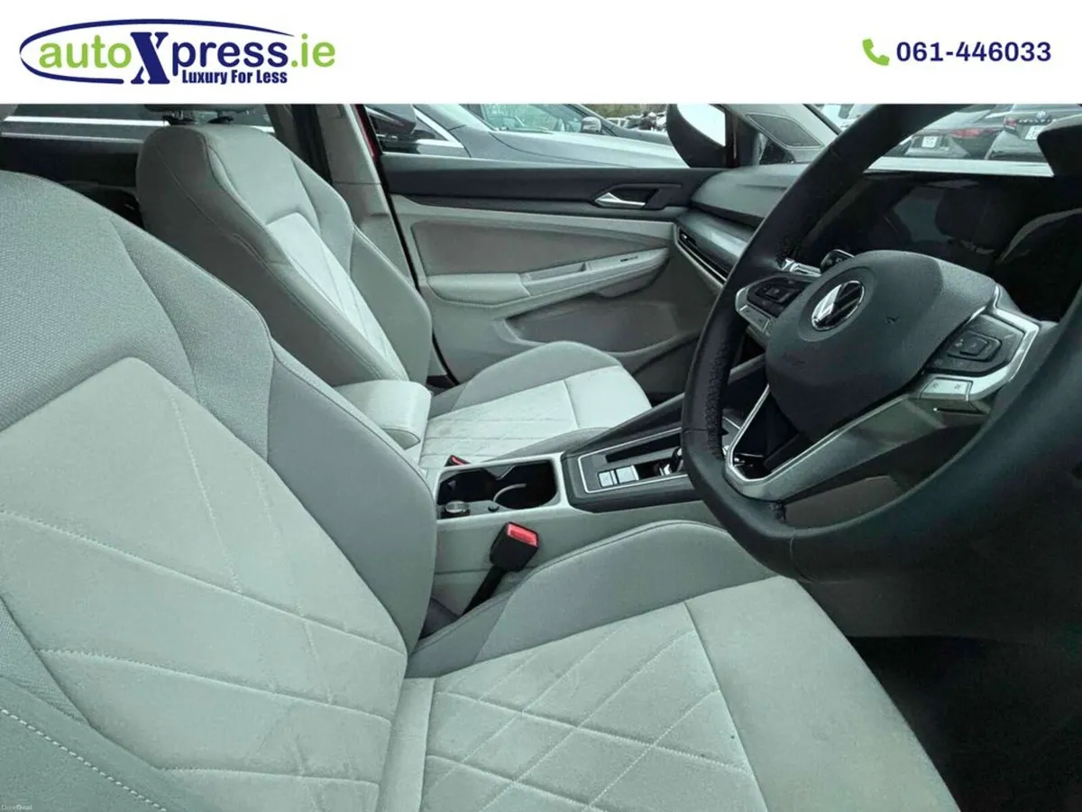Volkswagen Golf 1.5 ETSI STYLE, Low mileage - Image 4
