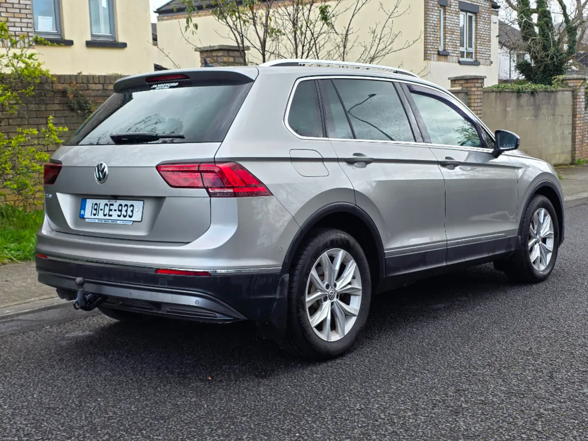 Volkswagen Tiguan Highline 150HP 5DR Auto - Image 3