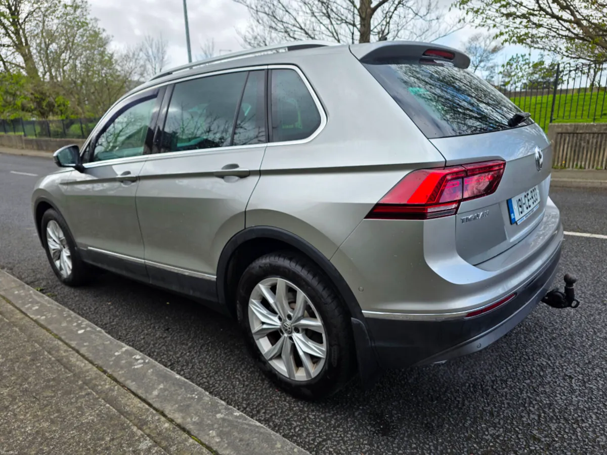 Volkswagen Tiguan Highline 150HP 5DR Auto - Image 2