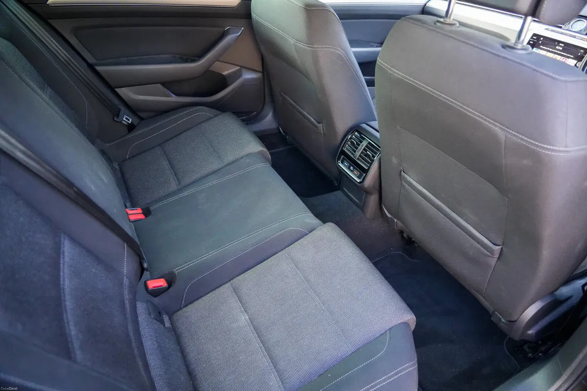 2019 Volkswagen Passat 2.0 Diesel Manual - Image 4