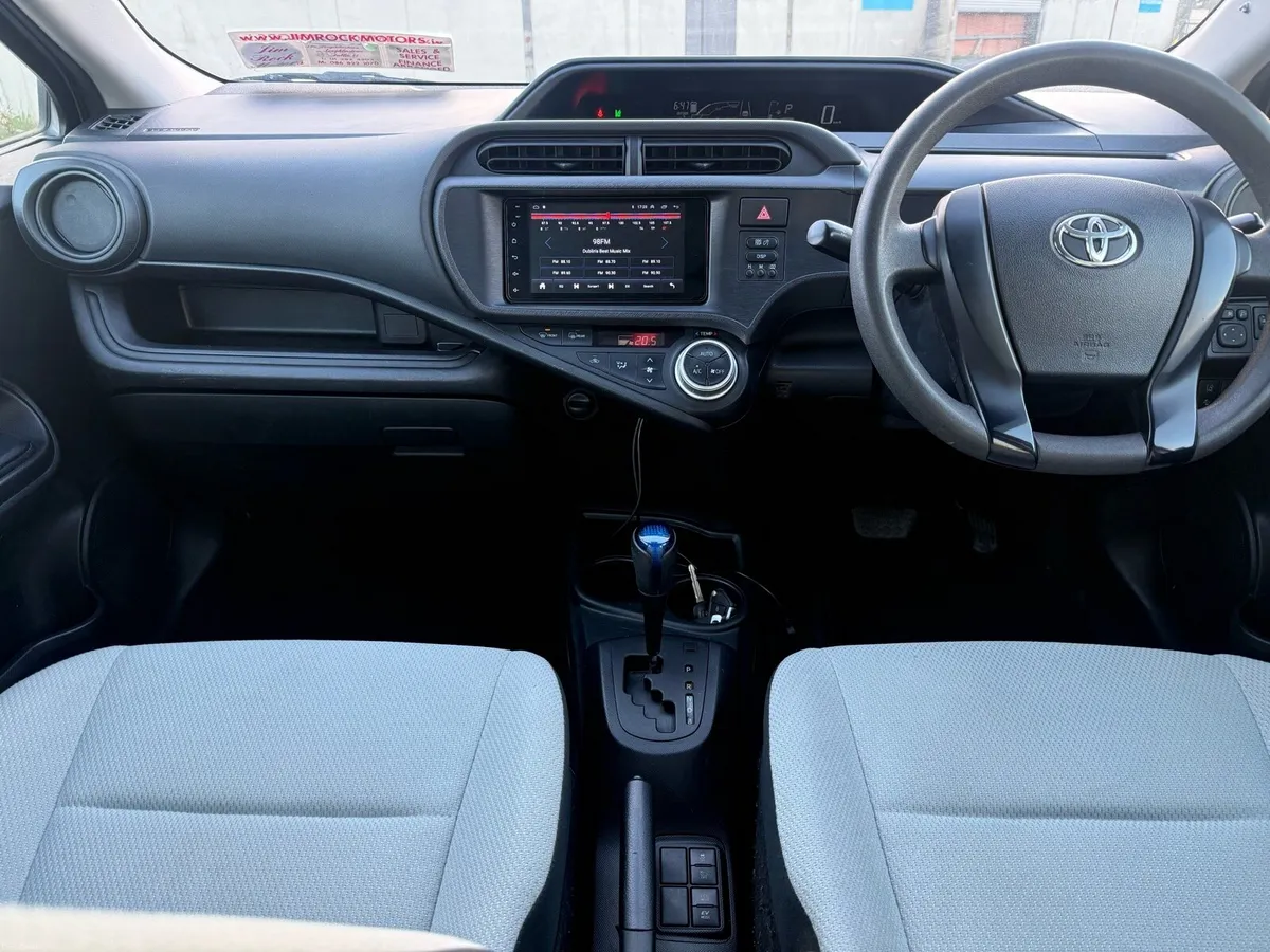 2017 Toyota Aqua New Nct 03/28 - Image 2