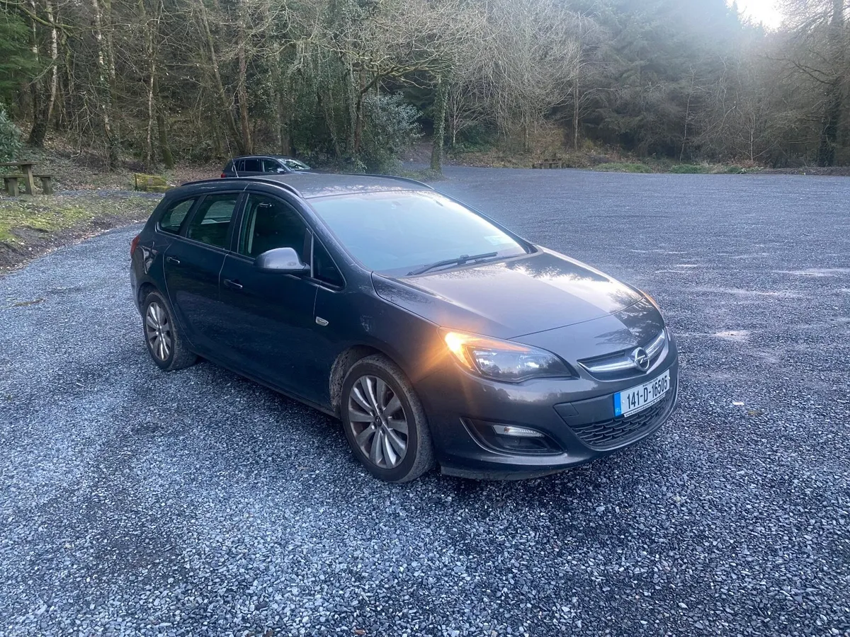 Opel Astra 2014 1.3 CDTI, NEW NCT just passed. - Image 1