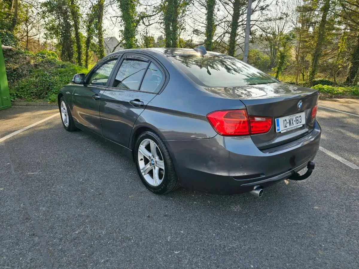 Bmw 3 series Automatic - Image 4