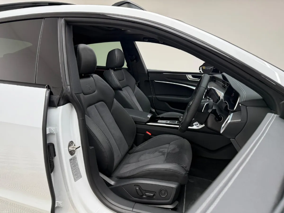 Audi A7 50 TFSI E S LINE BLK ED QUATTRO *PAN ROOF* - Image 1