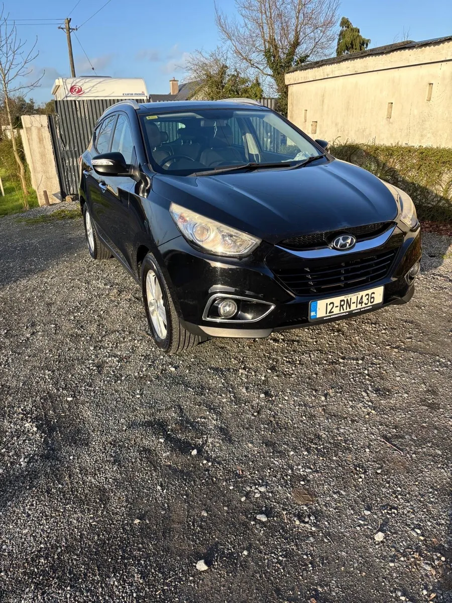 Hyundai ix35 - Image 1