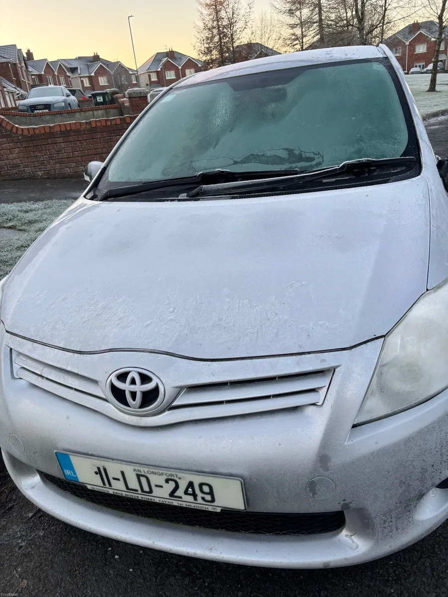 Toyota Auris 2011  NCT 05/25 Road Tax 06/26 - Image 2