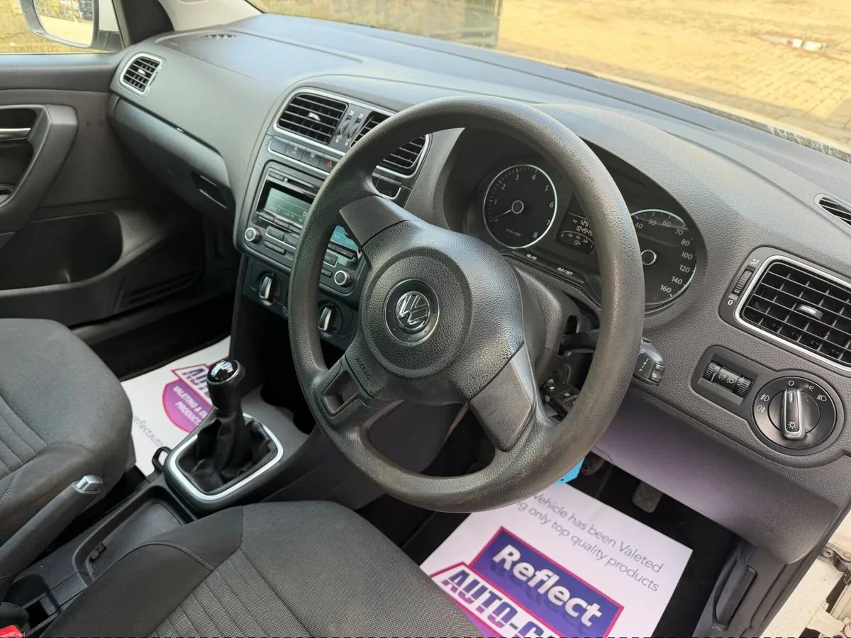 Volkswagen Polo 2014 manual 1.2 petrol  TSI - Image 3